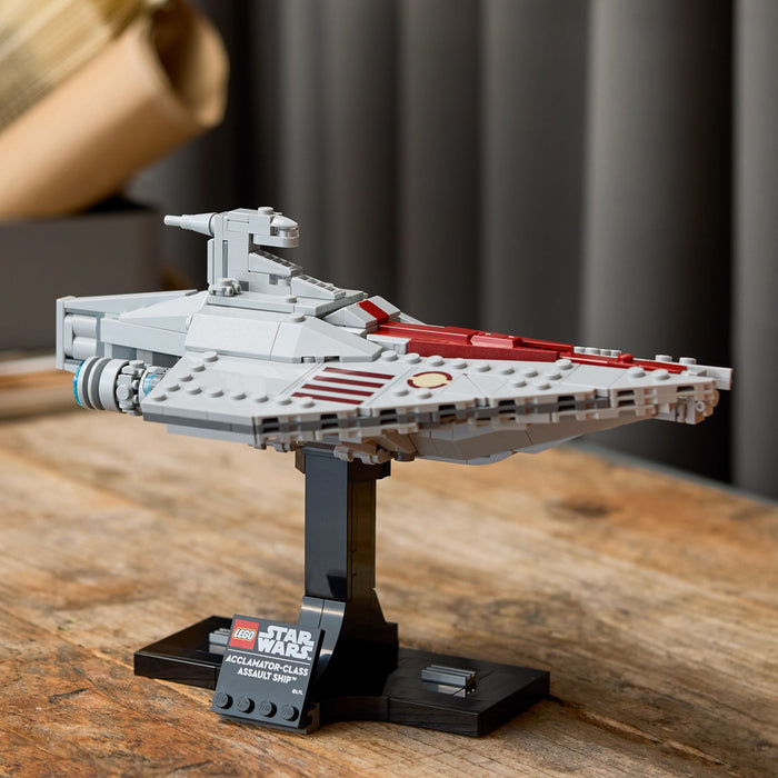 LEGO Star Wars 75404 Assault Ship der Acclamator-Klasse aus Angriff der Klonkrieger - Sternenschiff zum Sammeln, Bauen und Ausstellen