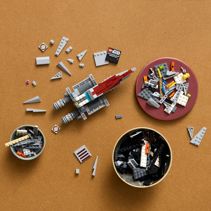 LEGO Star Wars 75404 Assault Ship der Acclamator-Klasse aus Angriff der Klonkrieger - Sternenschiff zum Sammeln, Bauen und Ausstellen
