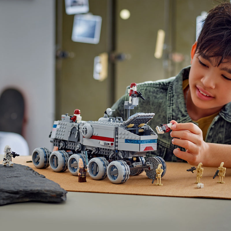 LEGO® Star Wars™ 75413 - Republikanischer Juggernaut