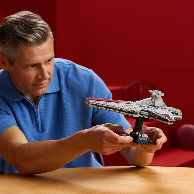 LEGO 75441 Venator-Class Attack Cruiser