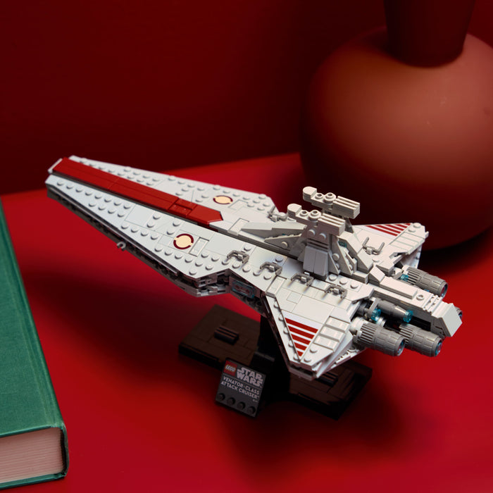 LEGO 75441 Venator-Class Attack Cruiser